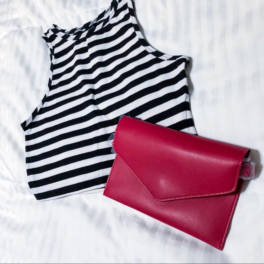 Leather waist bag.